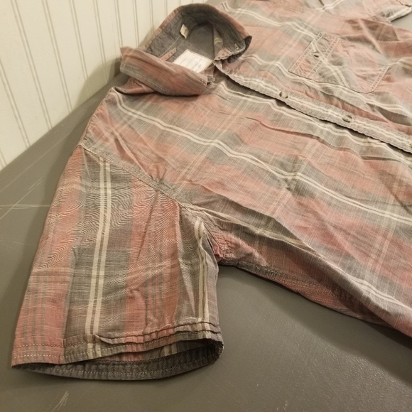 Weatherproof vintage button down size large - Picture 4 of 9